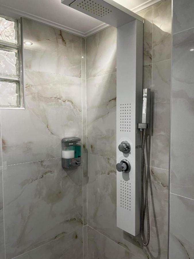 Atlantis Apartments อาร์เตมีดา ภายนอก รูปภาพ