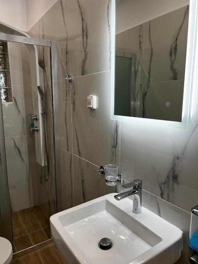 Atlantis Apartments อาร์เตมีดา ภายนอก รูปภาพ